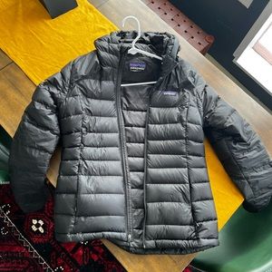 Patagonia Women’s Down Sweater with Hood